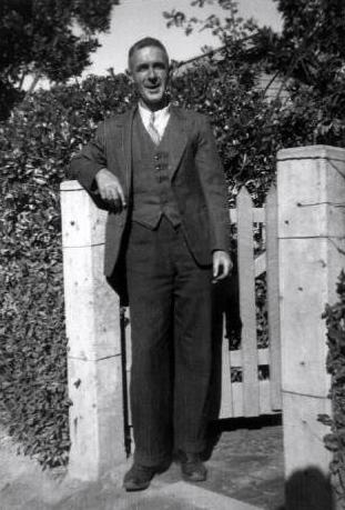 Ernest Dunshea at Acton cottage no. 4 in 1940