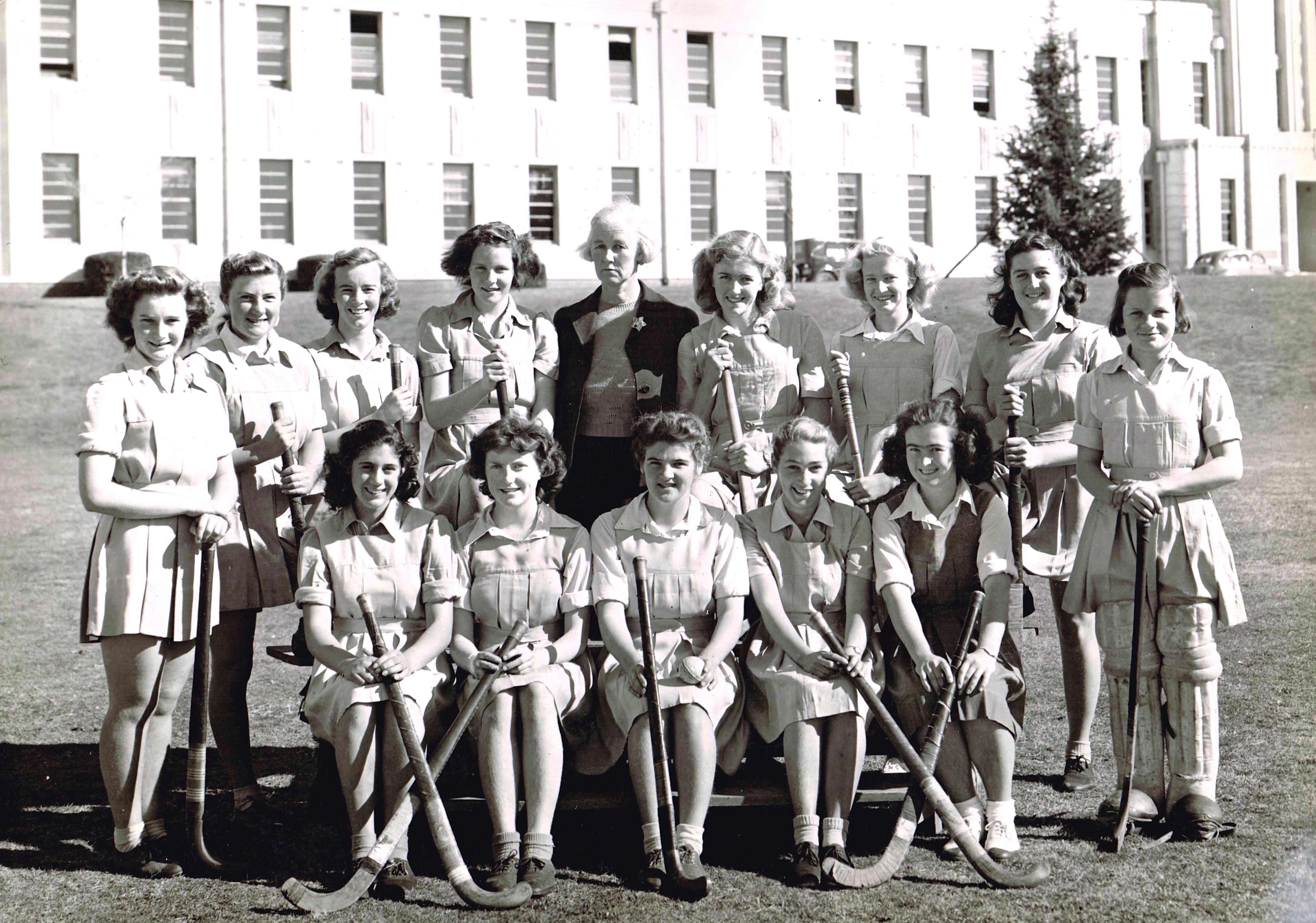 Canberra High School Hockey Team outside school