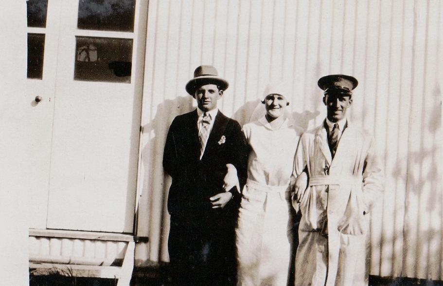 Iris and her patients in front of the old Canberra Hospital