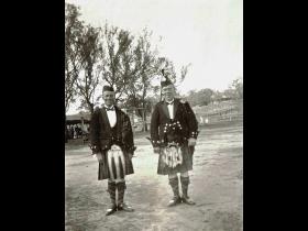Peter McLean with Pipe Major Ross at Highland Gathering